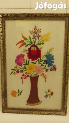 Kalocsai himzés keretezve