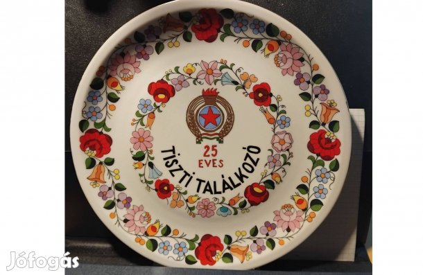 Kalocsai mintás dísztányér, arany szegéllyel