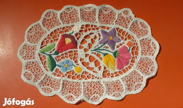 Kalocsai mintás riselt terítő