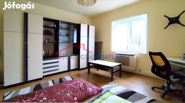 Kalocsán földszintes tégla építésű családi ház eladó!