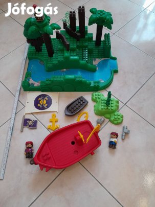 Kalózhajó építő szett építőjáték -képen látható elemekkel-
