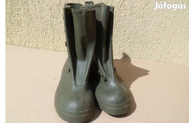 Kalucsni, gumicsizma, hótaposó