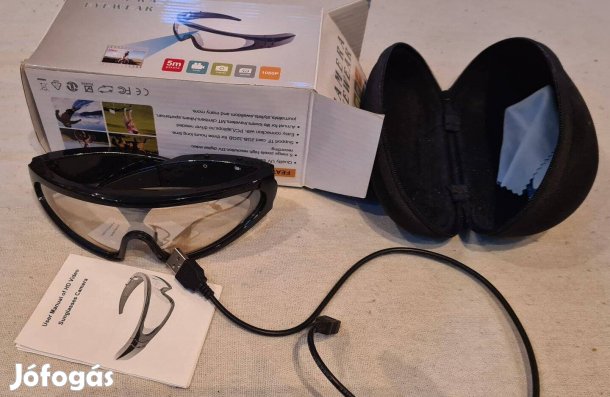 Kamerás és fényképezős napszemüveg, újszerű