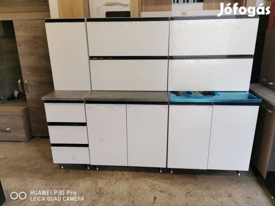 Kamilla magasfényű konyhaszekrény Áruhitelre is eladó