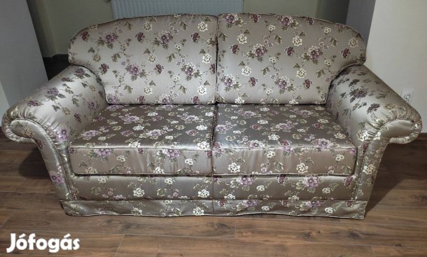 Kanapé, 2 fotel és lábzsámoly