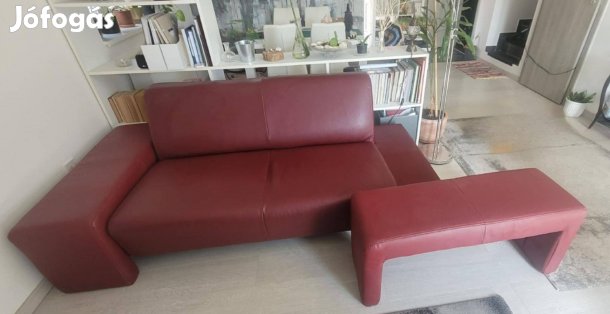 Kanapé - bordó színű