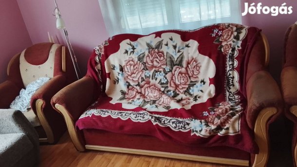 Kanapé eladó.Pókaszepetk
