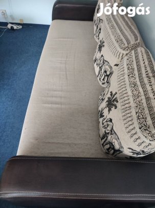 Kanapé kihúzhatós