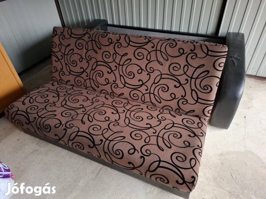 Kanapéágy ágyneműtartóval!