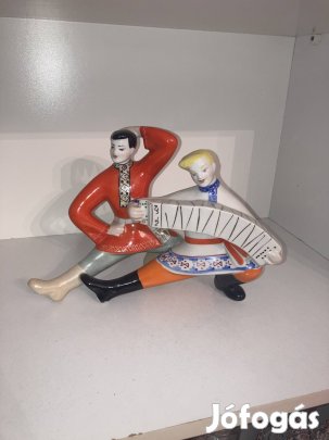 Kánkán harmónikás vigadalom porcelán nipp