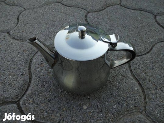 Kanna kiöntő kisméretű, dísznek vagy használatra