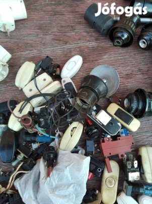 Kapcsoló kűlönböző