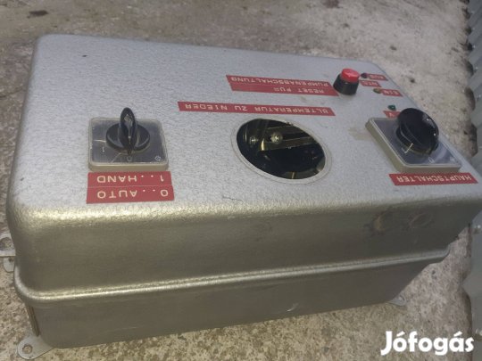 Kapcsolószekrény, fém