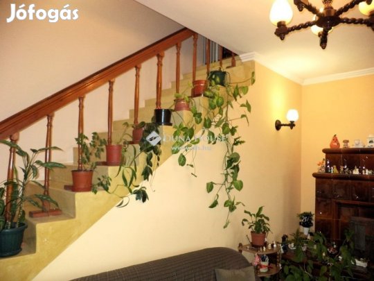 Kápolnásnyéki 148 nm-es ház eladó