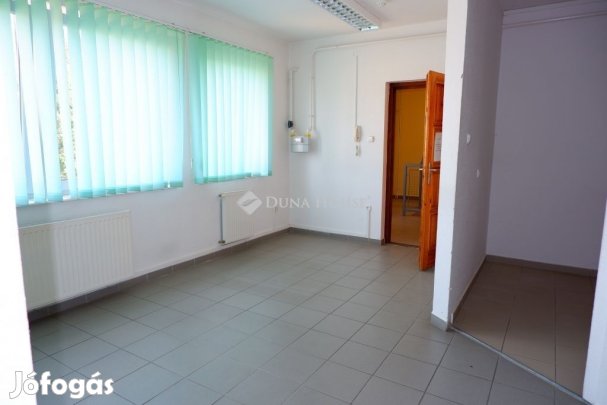 Kápolnásnyéki eladó 93 nm-es lakás