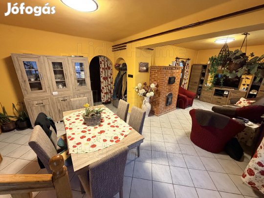 Kaposfüreden nappali+4 szobás családi ház ELADÓ