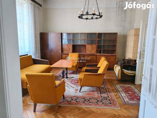 Kaposvár, Géza utcában eladó lakás