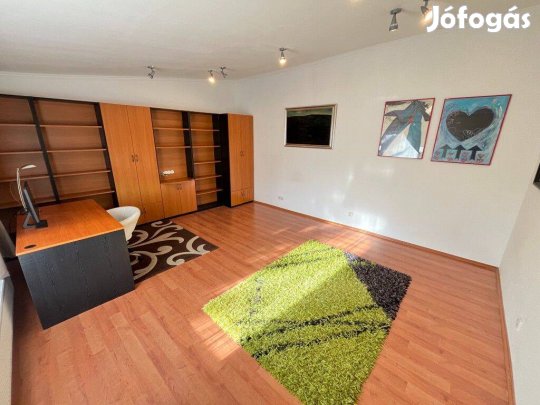 Kaposváron Csendes KIS Lakás Kiadó