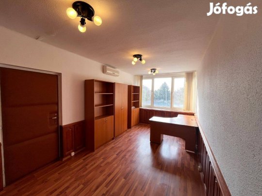 Kaposváron iroda kiadó