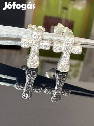 Káprázatos, kecses, ezüst fülbevaló pár