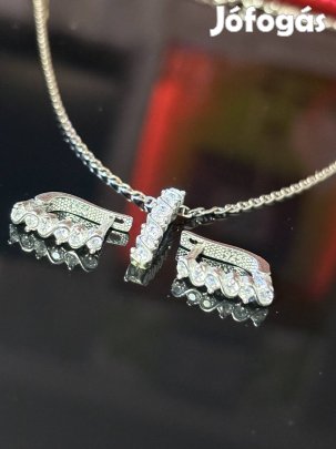 Káprázatos ezüst nyaklánc és fülbevaló szett