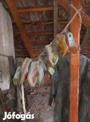 Kaptafák, fa, műanyag