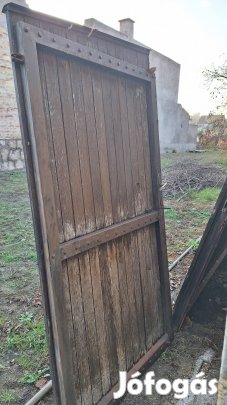 Kapu eladó postaládával