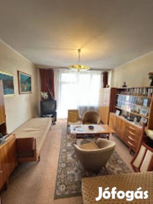 Kapuváron 58nm lakás eladó
