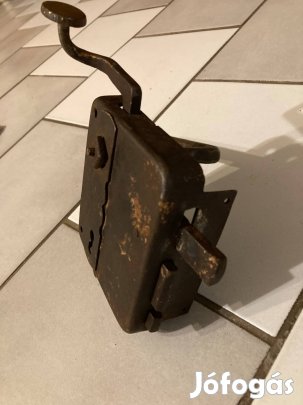 Kapuzár kovácsolt antik