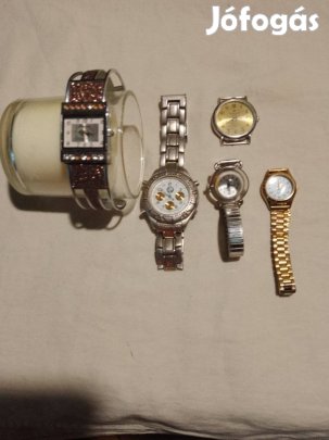 Kar órák.Női/férfi vegyes.Egyben 5.db