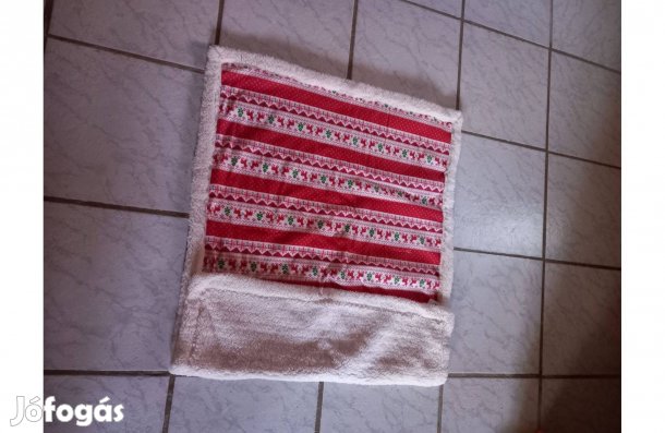 Karácsonyi Plüsstakaró macskáknak és kutyáknak,100 x 70 cm - Új