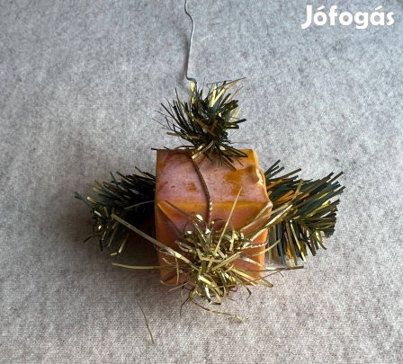 Karácsonyi ajándékdoboz