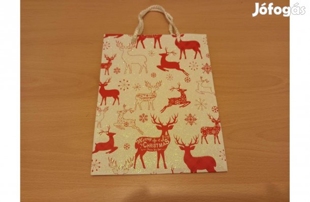 Karácsonyi ajándéktasak (piros/fehér, rénszarvas mintás, 23 X 18 cm-s)