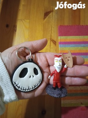 Karácsonyi lidércnyomás figura és Jack Skellington kulcstartó együtt 