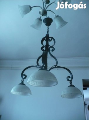Karakteres mennyezeti lámpa