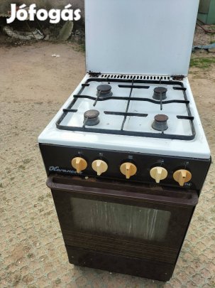Karancs gáztűzhely 3eft