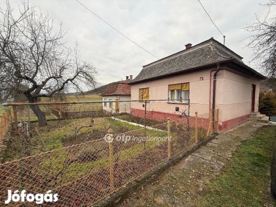 Karancskeszii eladó 66 nm-es ház