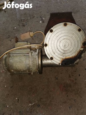 Karborobot hajtómű