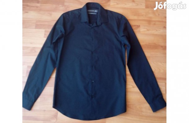 Karcsúsított fekete férfi ing "S" méretben 14,5/37