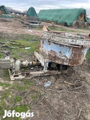 Kardános/380 w betonkeverő