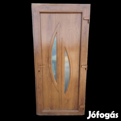 Karen  - Aranytölgy - Műanyag Bejárati ajtó / 98x208 /
