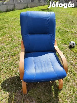 Karfás fotel eladó 
