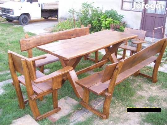 Karfás kerti kiülő