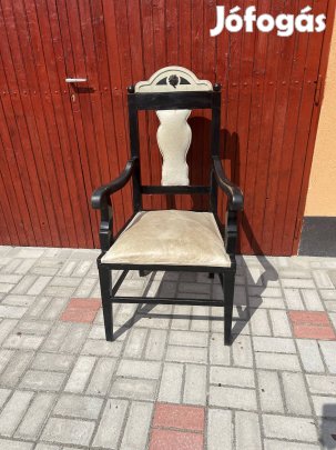 Karfás ülőszék