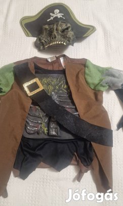 Karib-tenger kalózai. kalóz jelmez