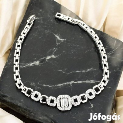 Karinna ezüst színű köves xuping karkötő