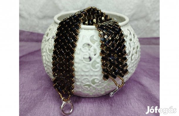 Karkötő tila gyöngyből új fekete
