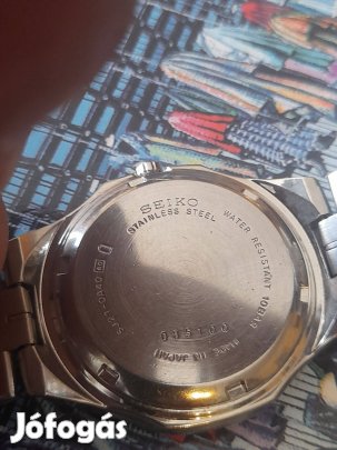 Karora. Seiko kinetik automata