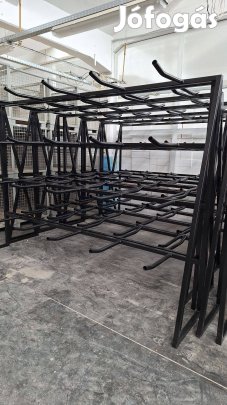 Karos állványok új állapotban eladók