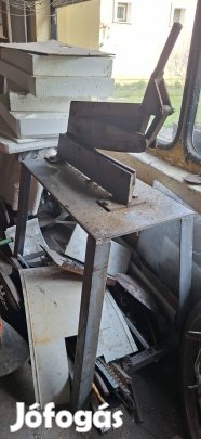 Karos lemezolló, lemezvágó olló